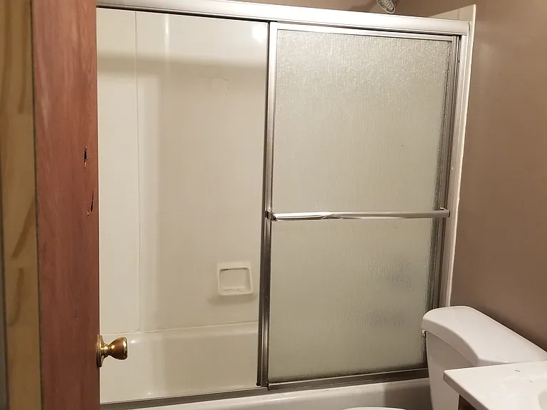 75 Ridgeway St #3 — Photo 10