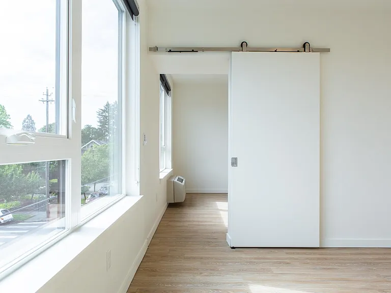 2BR = approx 863 Square feet