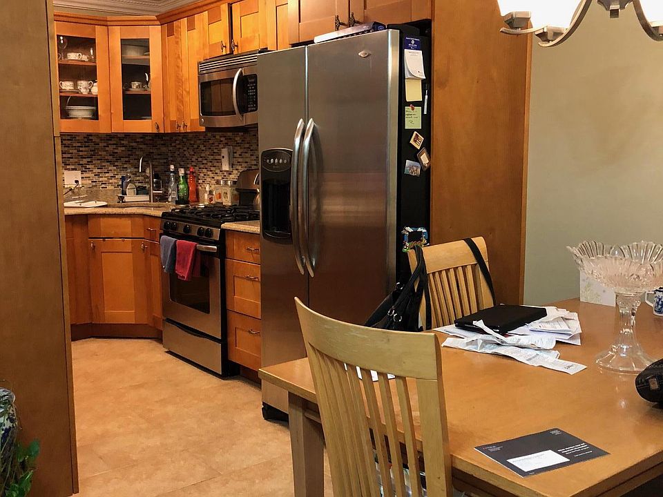 1st image of 2045 E 61st St
