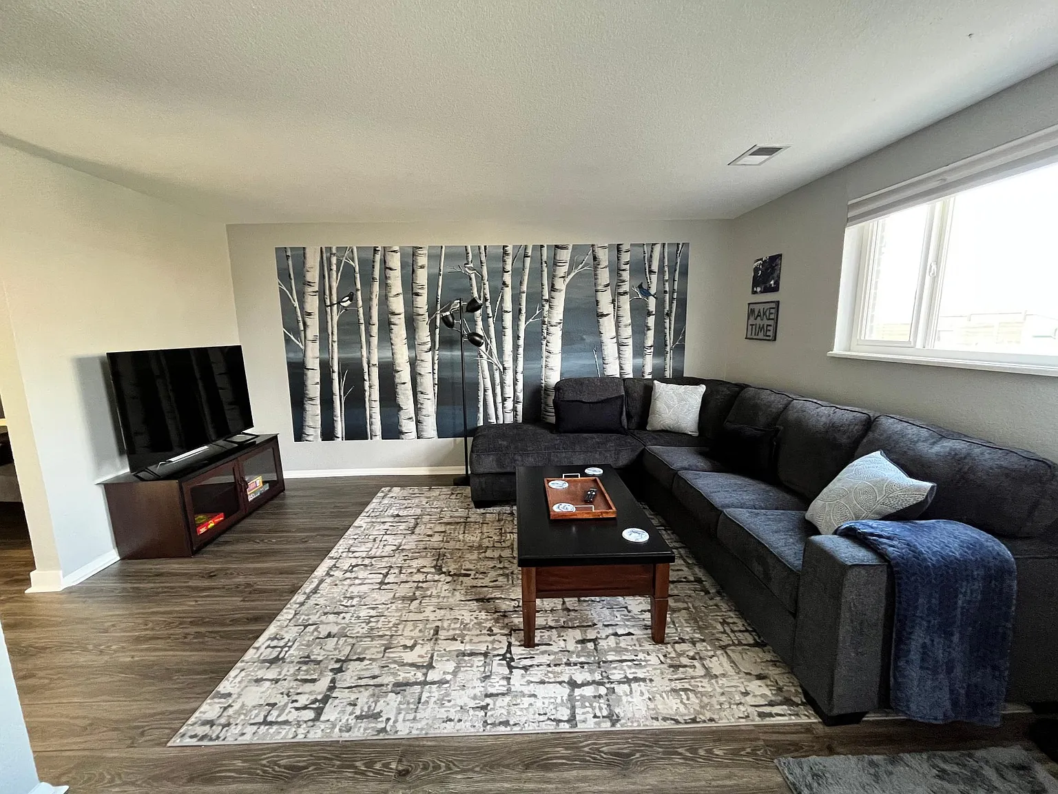 2 bed, 1040 sqft, $1,900 — Photo 4