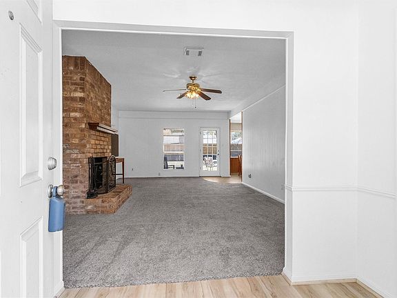 4th image of 23014 Berry Pine Dr