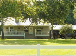 311 Mace Martin Rd, Wewahitchka, FL 32465