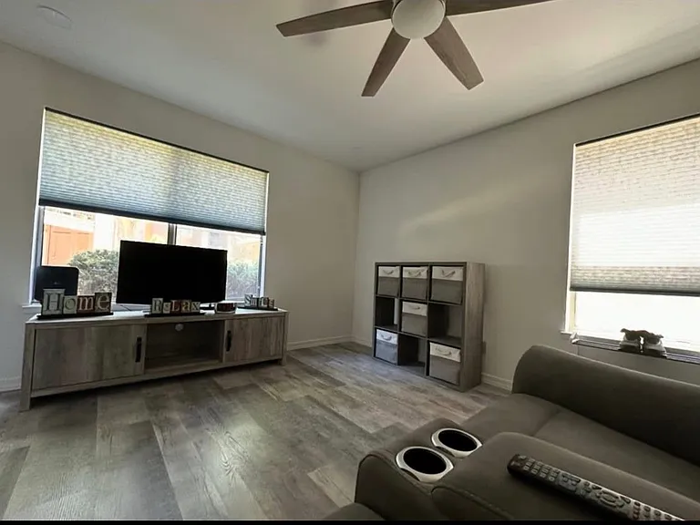 1200 S Riordan Ranch St #69 — Photo 2