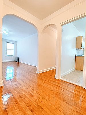 2nd image of 4816 30th Ave APT 2D