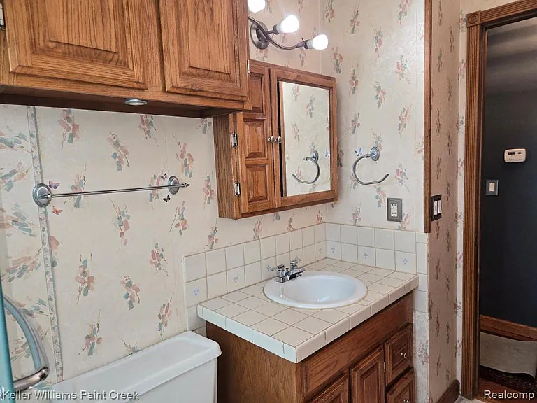 2340 Morton Grand — Photo 19