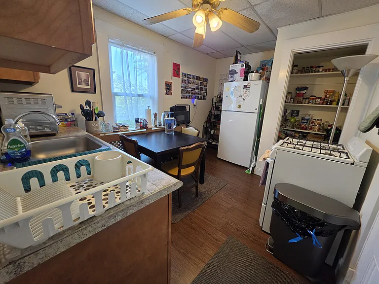 48 Highland Ave #4 — Photo 11