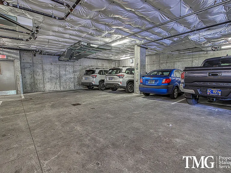 Corbett Heights Apartment Homes — Photo 6
