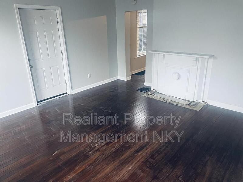 2nd image of 1509 Saint Clair St