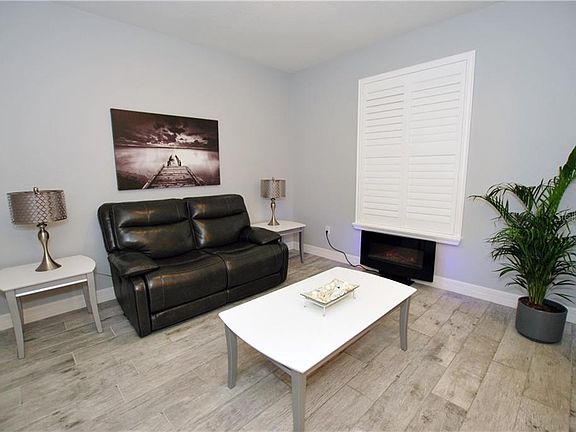 5th image of 6401 Glenn Meadow Ln