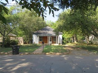 203 N Pendell Ave, Cleburne, TX 76033