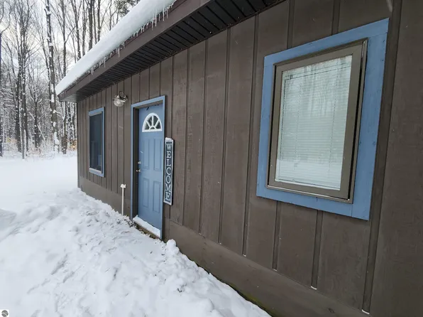 3698 E M 115 Hwy, Cadillac, MI 49601