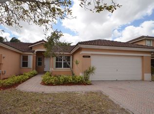 16244 SW 44th Ln, Miami, FL 33185