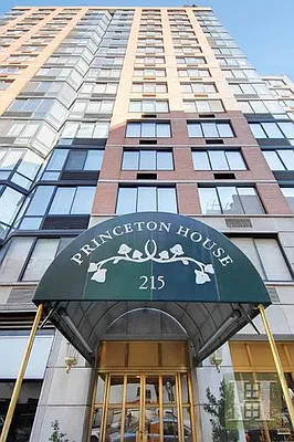 Rented by Halstead Real Estate | media 20