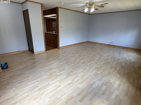 5th image of 10505 NE 53rd Ave Unit 26