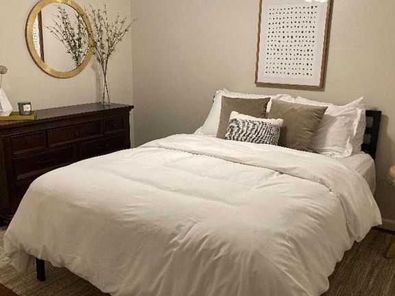 Queen size bed