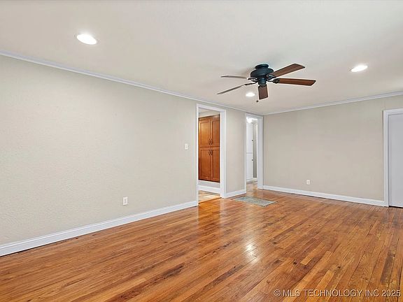 3rd image of 1322 Boundary Ave
