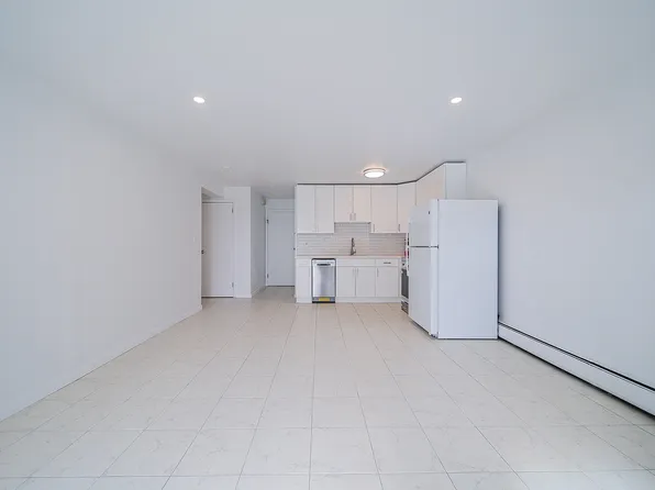 93 Myrtle Avenue image 3 of 18