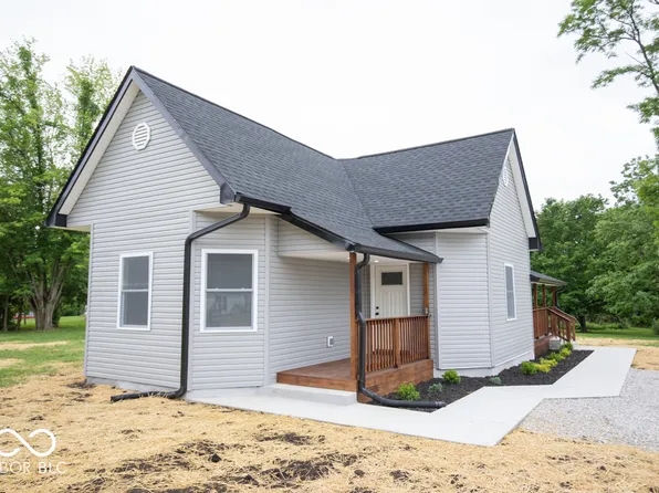 6805 N Base Rd, North Vernon, IN 47265