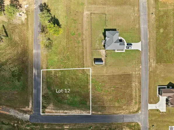16 Ellie Ct #12, Mayfield, KY 42066