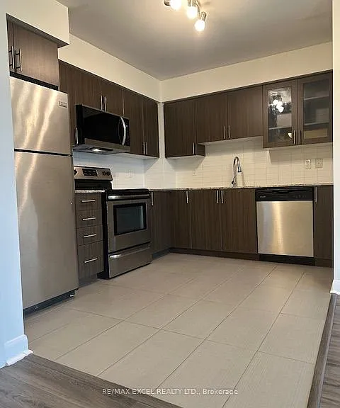75 Norman Bethune Ave #220 — Photo 13