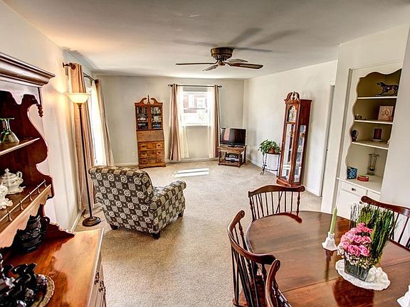 2nd image of 2528 Olson Dr