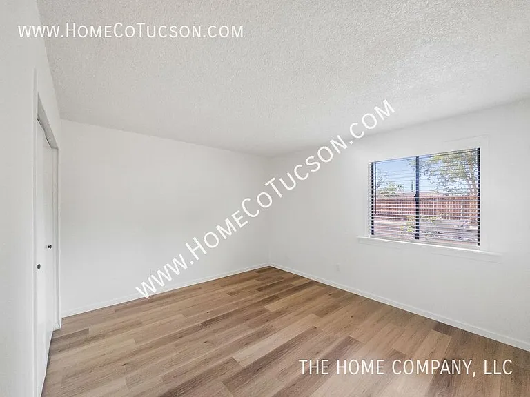 5123 Paseo Las Palmas — Photo 13
