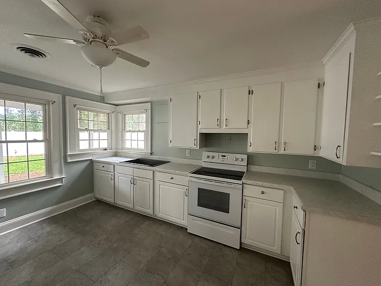 1406 Nicholson St — Photo 5