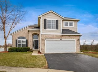 364 Foxborough Trl, Bolingbrook, IL 60440