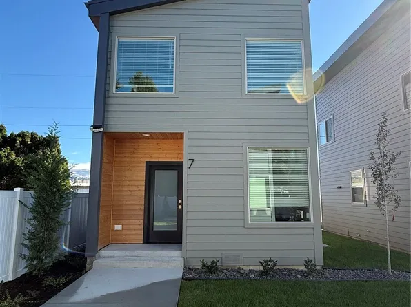 1034 9th Street #7, Wenatchee, WA 98801
