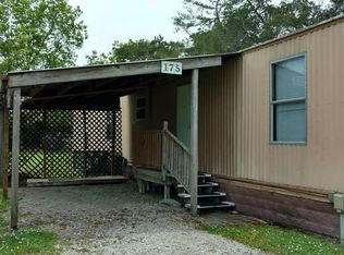 175 Vellines Ave, Newport, NC 28570