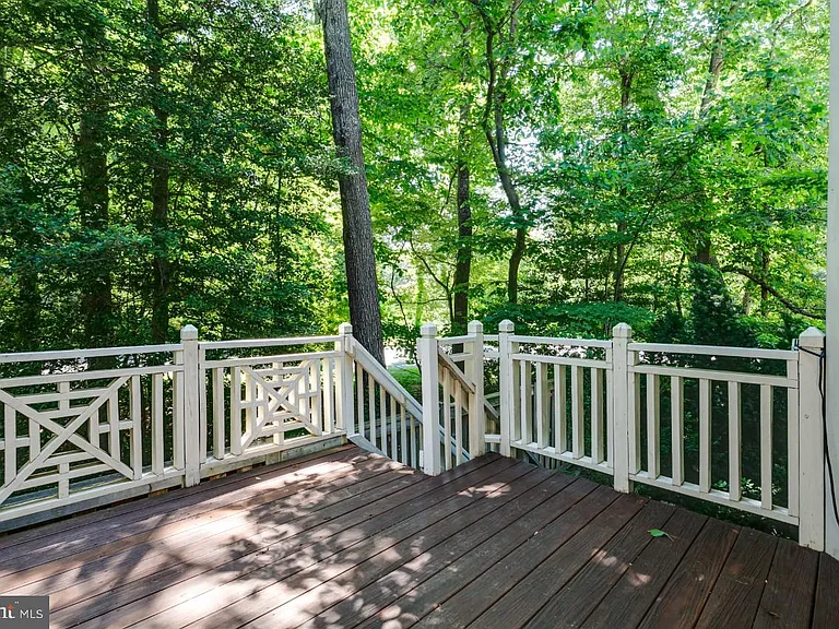 11519 Waterhaven Ct — Photo 7