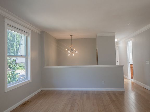 4th image of 17455 NE 11th St
