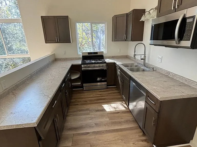 827 Cheltenham Rd — Photo 31
