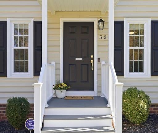 4th image of 8905 Wadsworth Way