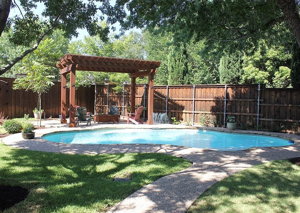 1st image of 529 Creek Ct