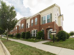 19433 Coppermine Sq, Leesburg, VA