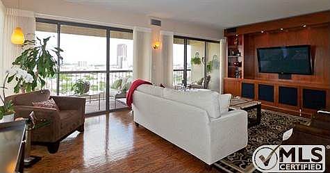 3rd image of 3831 Turtle Creek Blvd APT 19E