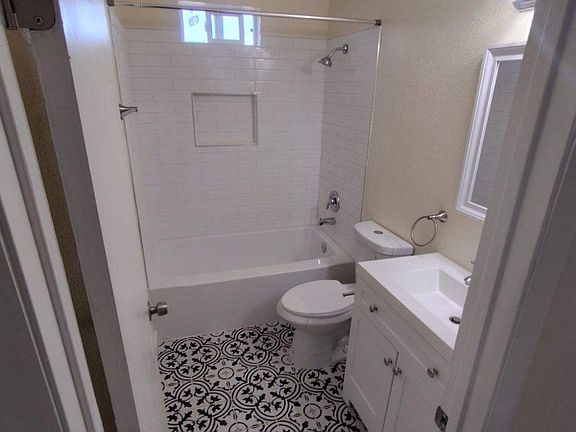 2nd image of 15825 N 25th St APT 5