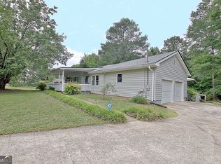 70 Moore Rd, Newnan, GA 30263