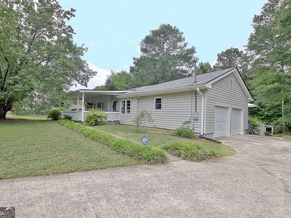 70 Moore Rd, Newnan, GA 30263