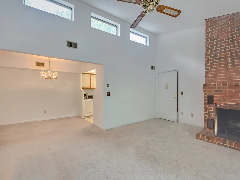 112 Turtle Creek Rd #12 — Photo 7