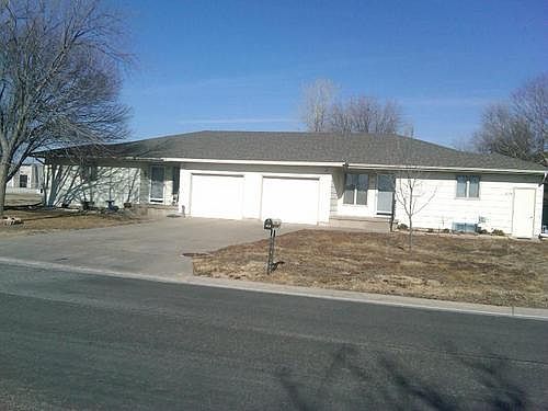 1st image of 616 1/2 Bluestem St