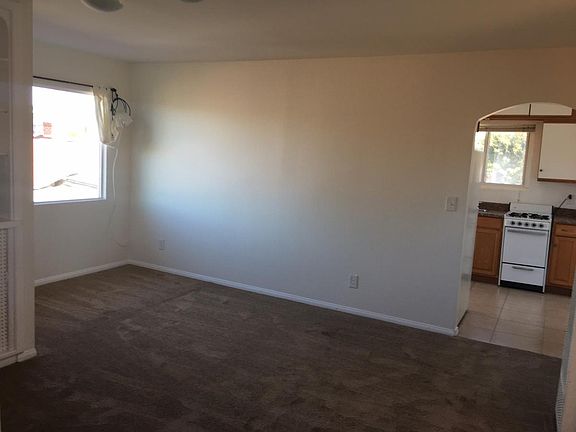 5th image of 4836 Utah St