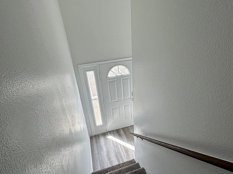 Stark Street Townhomes — Photo 43