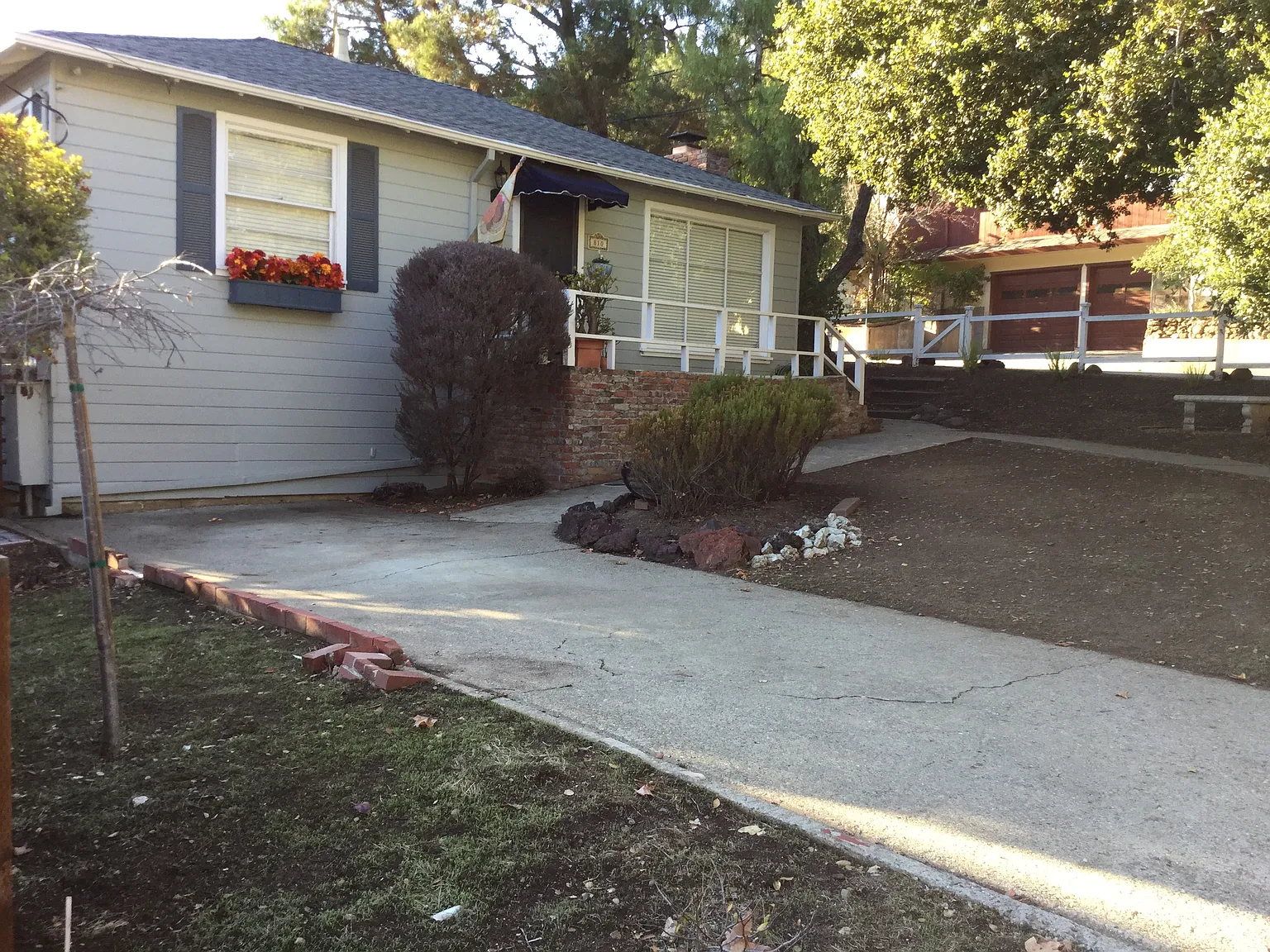 810 Covington Rd photo 1