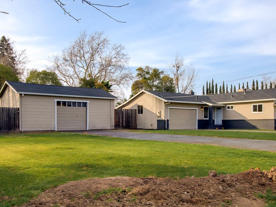 1st image of 7592 Pratt Ave