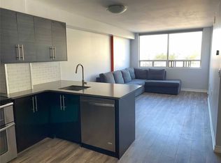 555 Wilson Heights Blvd #309, Toronto, ON M3H6B5