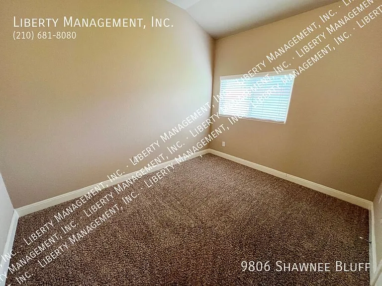 9806 Shawnee Blf — Photo 25