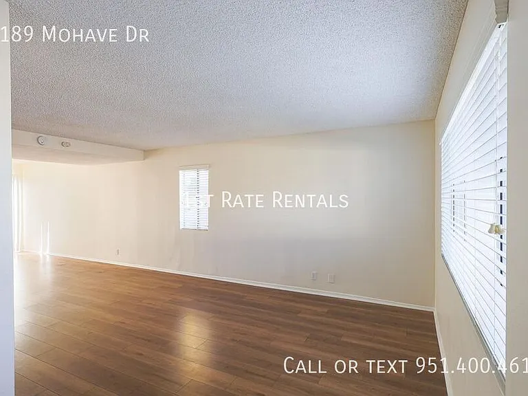 1189 Mohave Dr — Photo 2