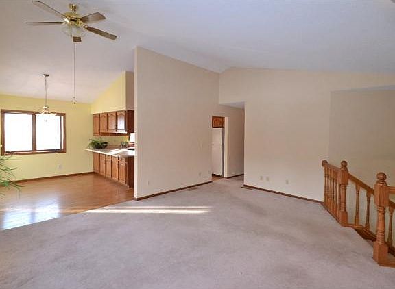 3rd image of 2028 Parkway Dr